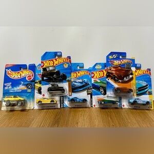 Hot Wheels Random Lot of 7 Cars